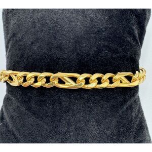Vintage Monet‎ Gold Tone Figaro Link Chain Link Classic Style Bracelet 7”